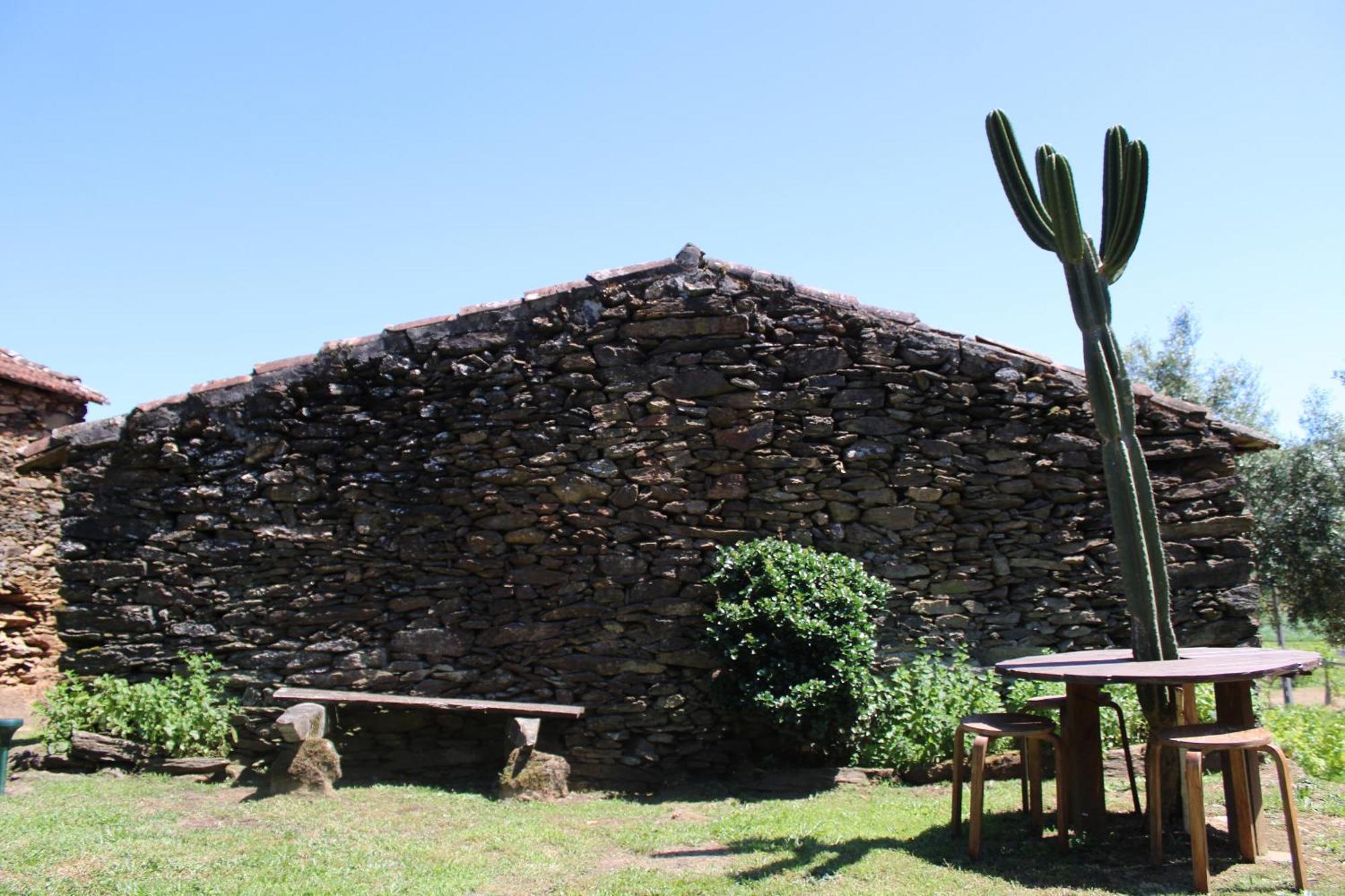 Lugar Da Lourida Villa Каминя Екстериор снимка